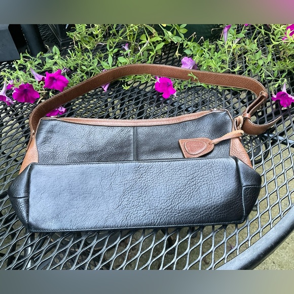 Petusco Made In Spain Black & Brown Gold Lining Genuine Leather Bag! - Picture 10 of 16